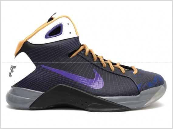 Nike Hyperdunk Supreme - Kobe Bryant 
