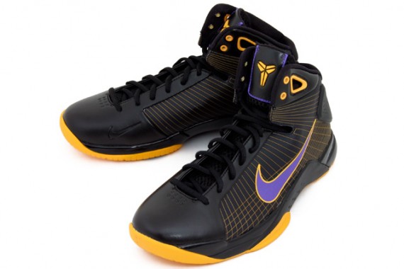 Nike Hyperdunk Kobe - Black - Varsity Purple - Pro Gold