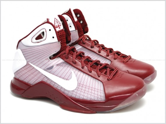 Nike Hyperdunk Supreme - Kobe Bryant - Lower Merion Aces - SneakerNews.com