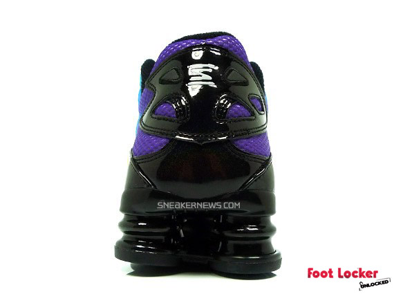 Nike shox rivalry clearance footlocker