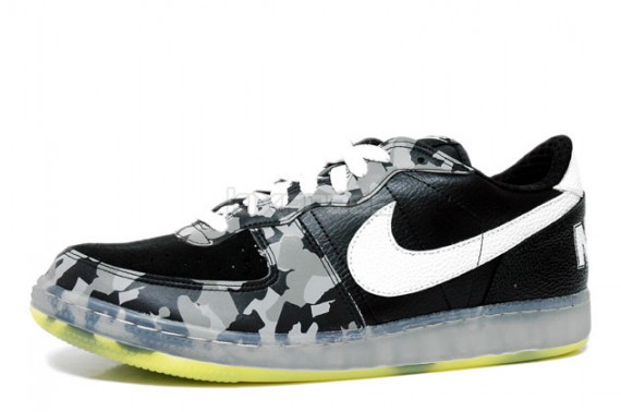 Nike Terminator Low Premium – X-Ray Pack