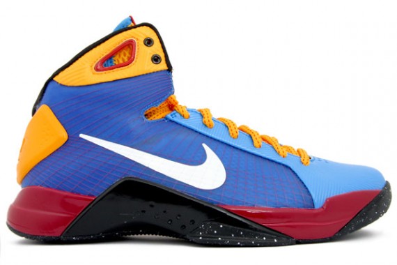 kobe bryant hyperdunk shoes