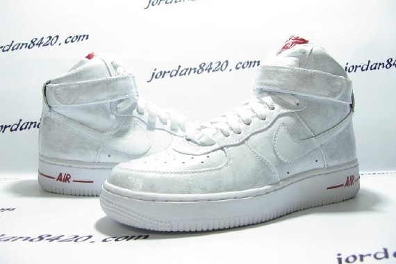 Nike WMNS Air Force 1 High - Valentine's Day