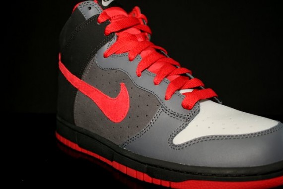 Nike Dunk High - Medium Gray - Vasrity Red - Black