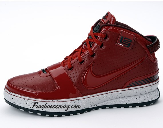 Nike Zoom LeBron VI - Big Apple