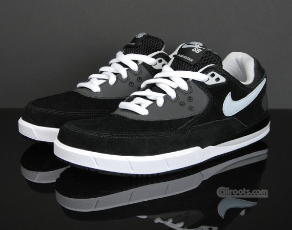 Nike SB Zoom Veloce - SneakerNews.com