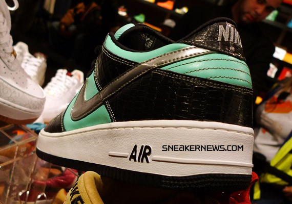 Nike Air Force 1 x Dunk Low SB - Tiffany - SneakerNews.com