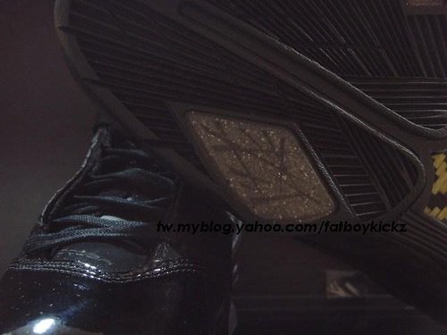 Air Jordan 2009 - Black - Gold