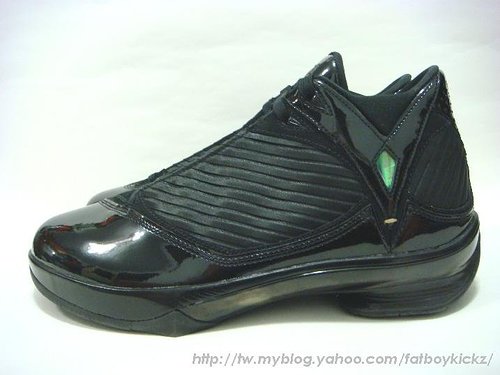 Air Jordan 2009 - Black - Gold - New Pictures