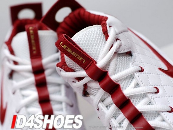 Nike Zoom LeBron James Ambassador - Red - Gold - In Detail