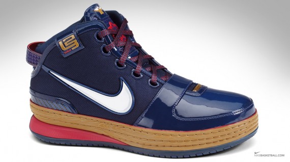 Nike Zoom Lebron VI – Chalk – Back on Nikestore