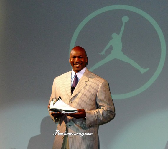 Air Jordan 2009 unveiled by Michael Jordan