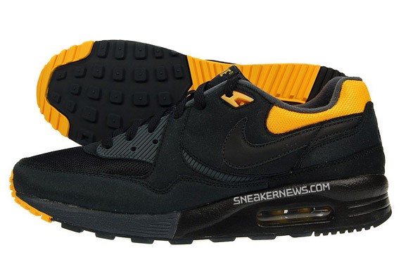 Nike Air Max Light - Black Canyon Gold - JD Sports Exclusive