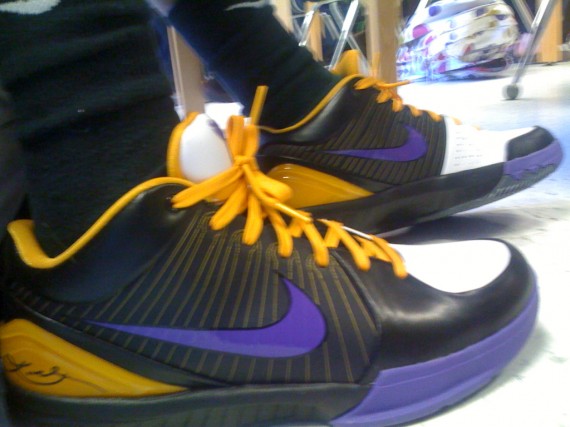 Nike Zoom Kobe IV - Nike IDs