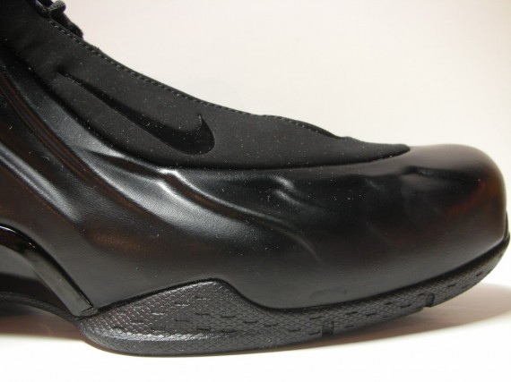 Nike Foamposite Lite - Black - Black - SneakerNews.com