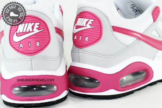 Tamano relativo Contribuir Cien años Nike Womens Air Max Skyline - White - Vivid Pink - SneakerNews.com