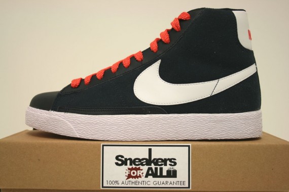 Nike Blazer High – Dark Obsidian – White – Sunburst