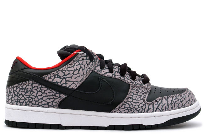 Nike Dunk Low Pro SB - Supreme NYC Black - Black - Black - Cement