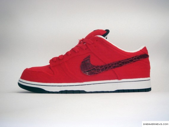 Nike Dunk Low - Lazything - Bloody Lazy