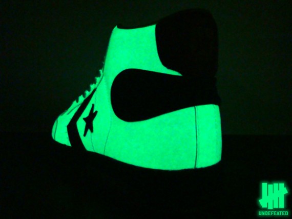 Converse Shoot Neon Tube Hi - Glow in the Dark