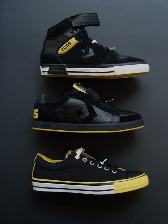 Black shop yellow converse