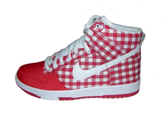 Womens Skinny Dunk High - Checkered Tablecloth