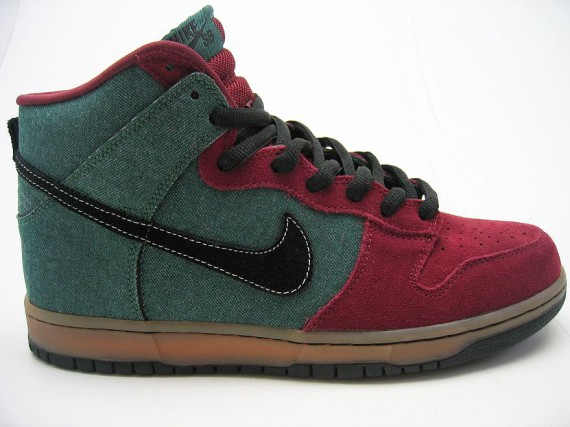 toddlers nike dunks