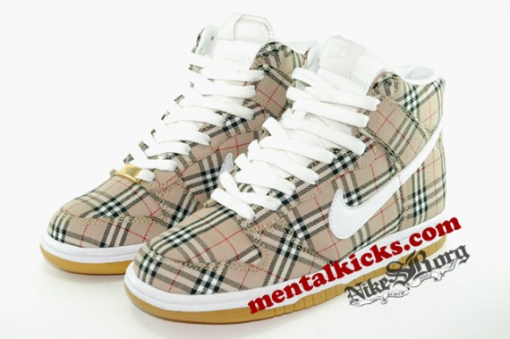 Nike x Married to the Mob - Dunk High - Sample