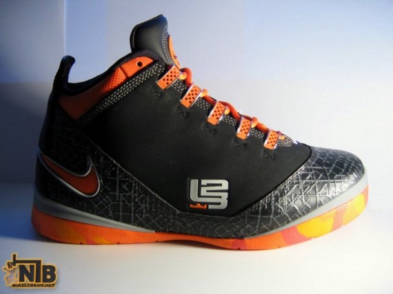 Nike Zoom LeBron Soldier II - Black - Orange Blaze