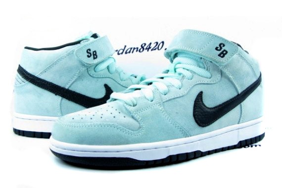 nike sb mid dunk