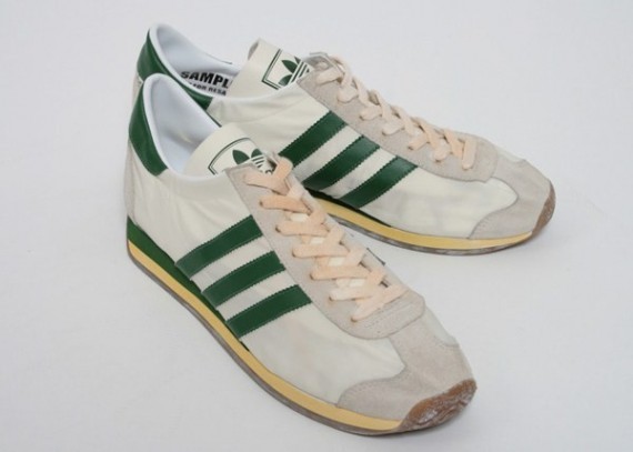 adidas County O Vintage - Black/White + White/Green - SneakerNews.com