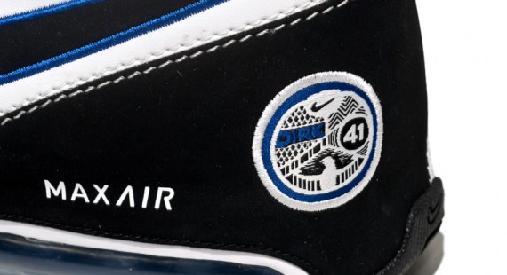 Nike Playoff Pack - Air Max Spot Up - Dirk Nowitzki PE