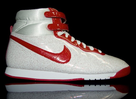 nike-aerofit-white-red.jpg