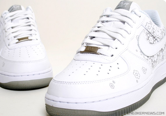 Nike Air Force 1 Wmns Sakura White 04