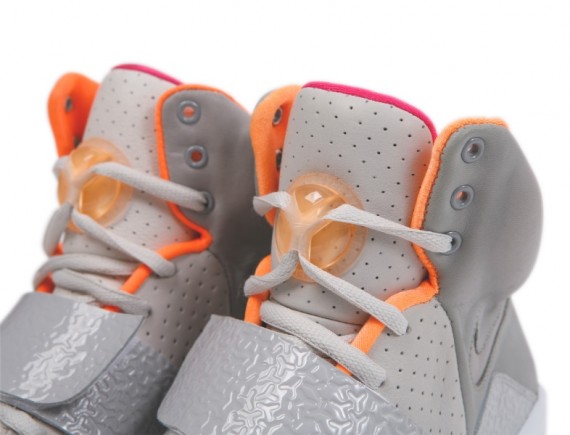 yeezy charcoal black