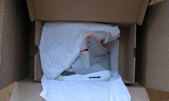 Nike Air Yeezy - New Photos