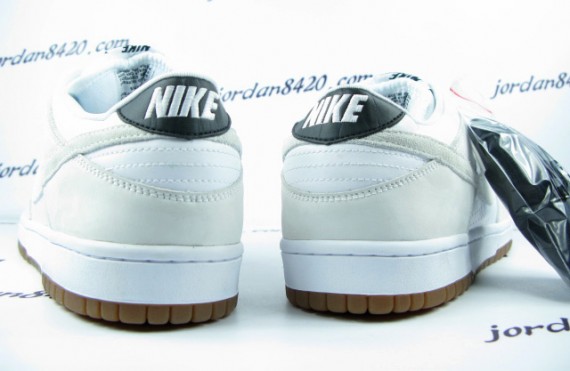 Nike Dunk Low SB Premium - White - Black - Gum