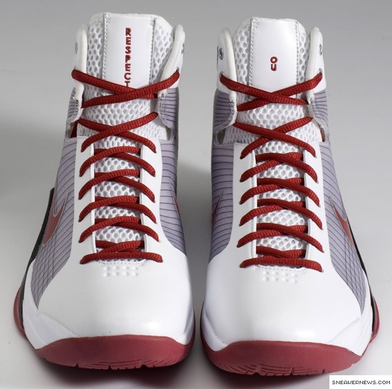 Nike Hyperdunk iD - March Madness - NCAA Team Exclusives