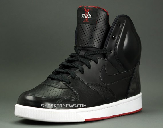 Nike RT1 - Black Red - April 2009 Release