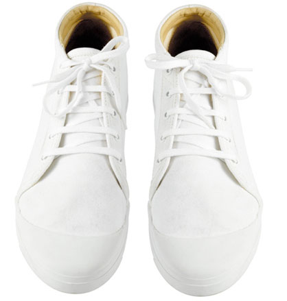 A.P.C. White Canvas Tennis Shoes - Summer 2009 - SneakerNews.com