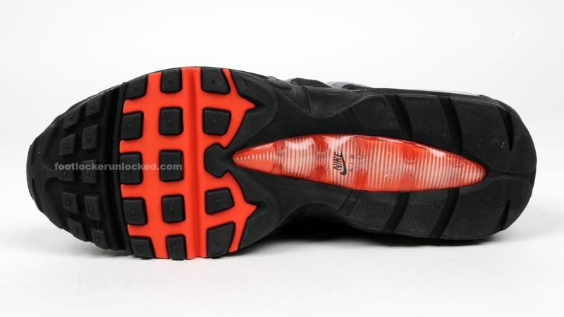 Nike Air Max 95 - Medium Orange - May 2009 Dsc 3273 Crop
