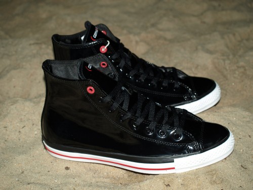 lupe-fiasco-x-converse-red-chuck-02