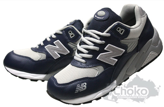 Balance MT580 Navy/Grey - SneakerNews.com