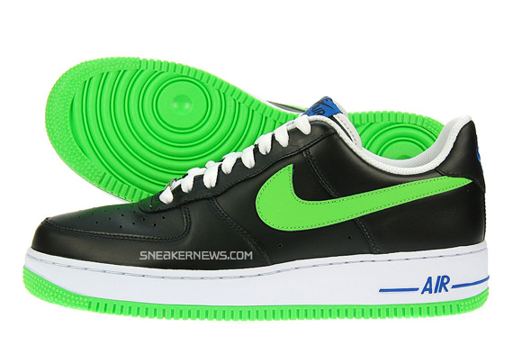 Nike Air Force 1 ’07 Low – Black – Mean Green