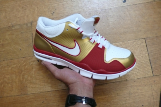 nike-pacquiao-air-trainer-1-flywire-01