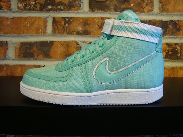 Nike Womens Releases - April \'09 Nike Womens Releases April 05