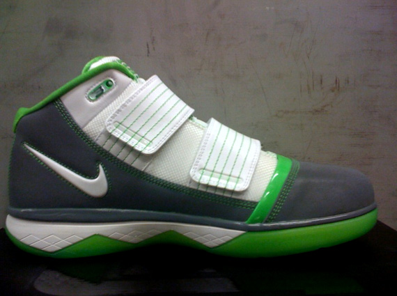 Nike Zoom Lebron Vi Dunkman Release 03