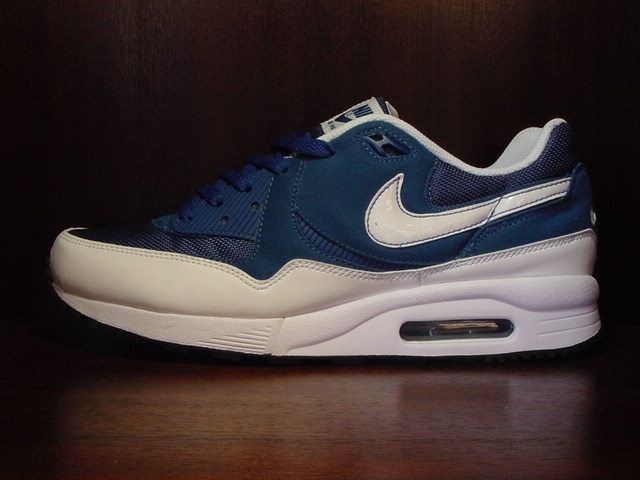 Nike Air Max Light - Court Blue - White - Black