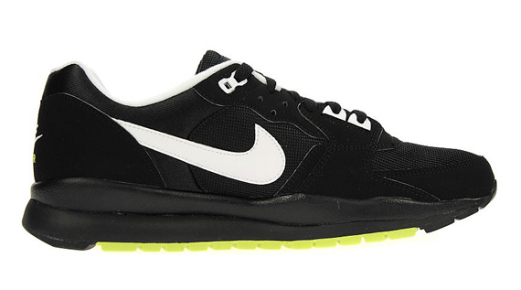 Nike windrunner hot sale trainers black