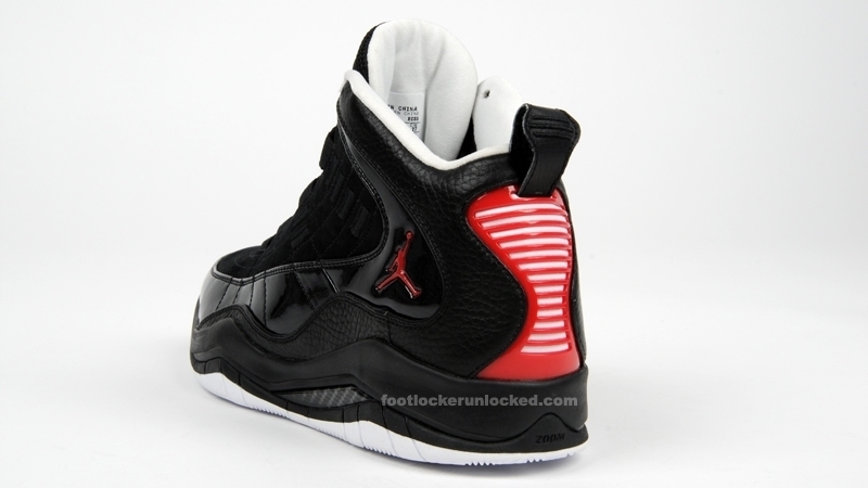 air-jordan-hallowed-ground-black-red-4 air-jordan-hallowed-ground-black-red-4